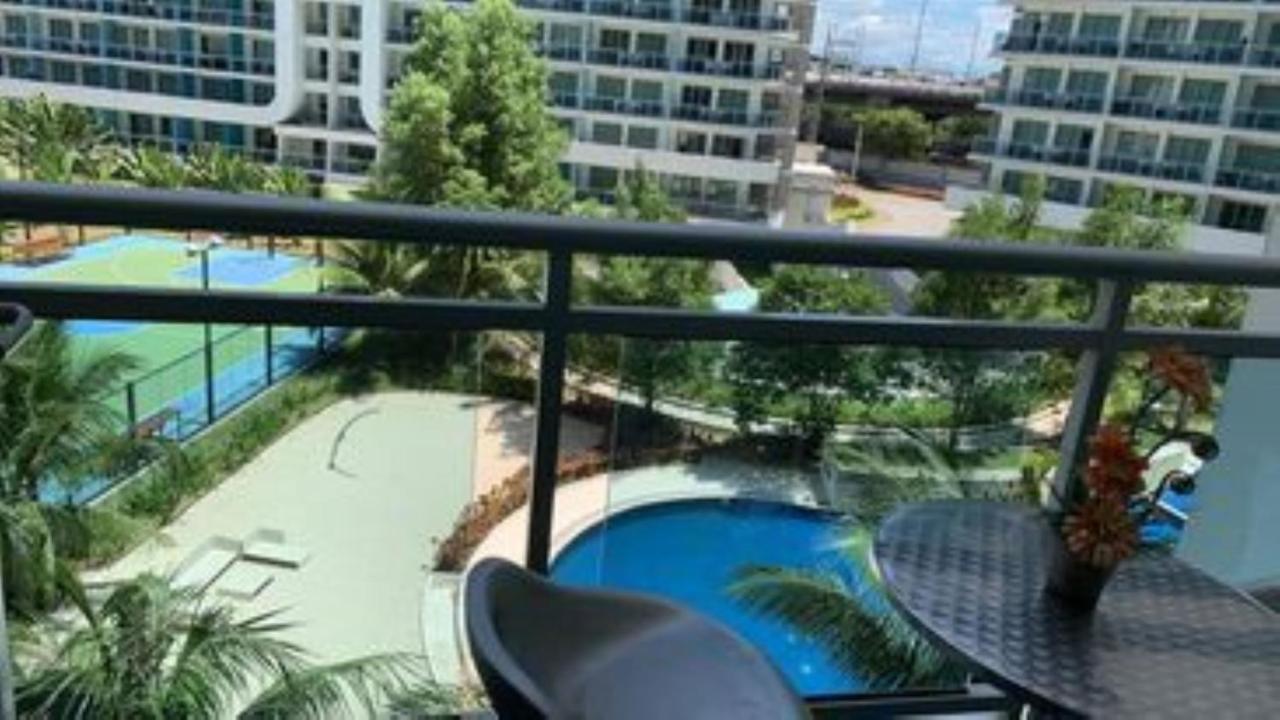 Azure C6 Balcony Wifi Near Mall Airport Multipl Units Manila Exteriör bild