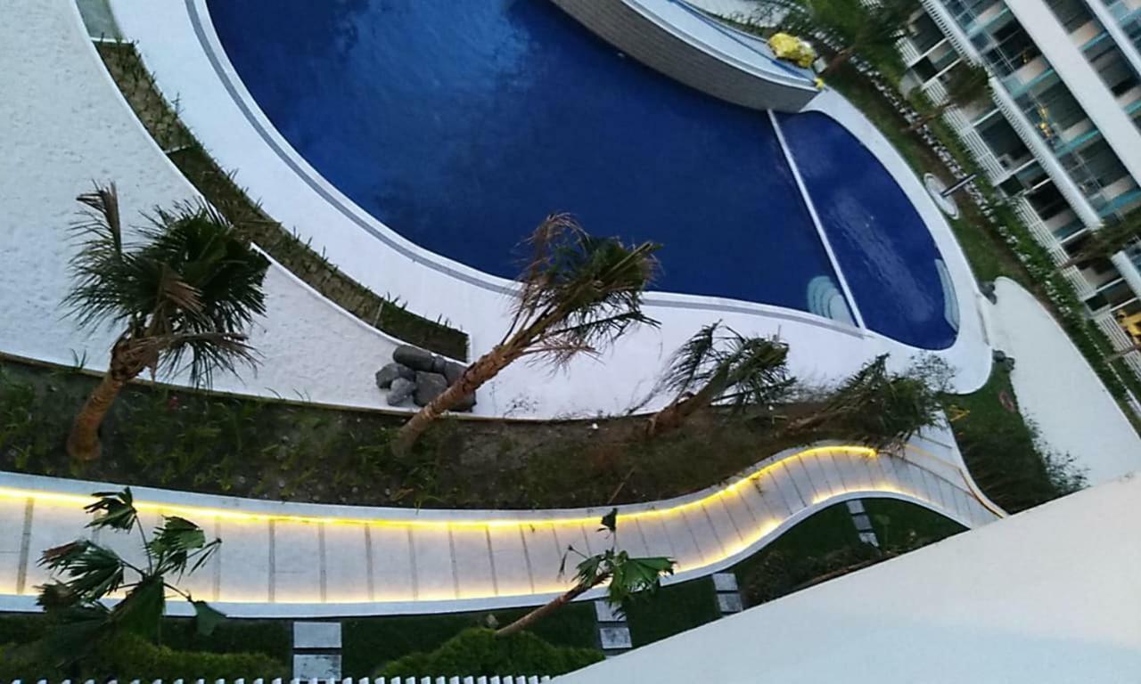 Azure C6 Balcony Wifi Near Mall Airport Multipl Units Manila Exteriör bild